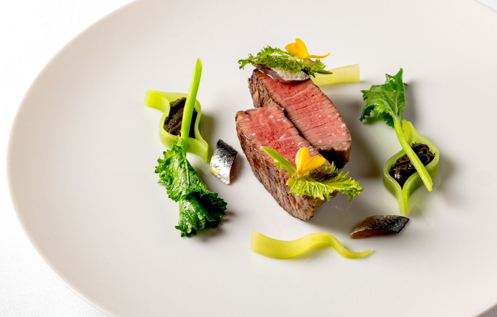 Style Of The Summer time Season At Hélène Darroze At The Connaught